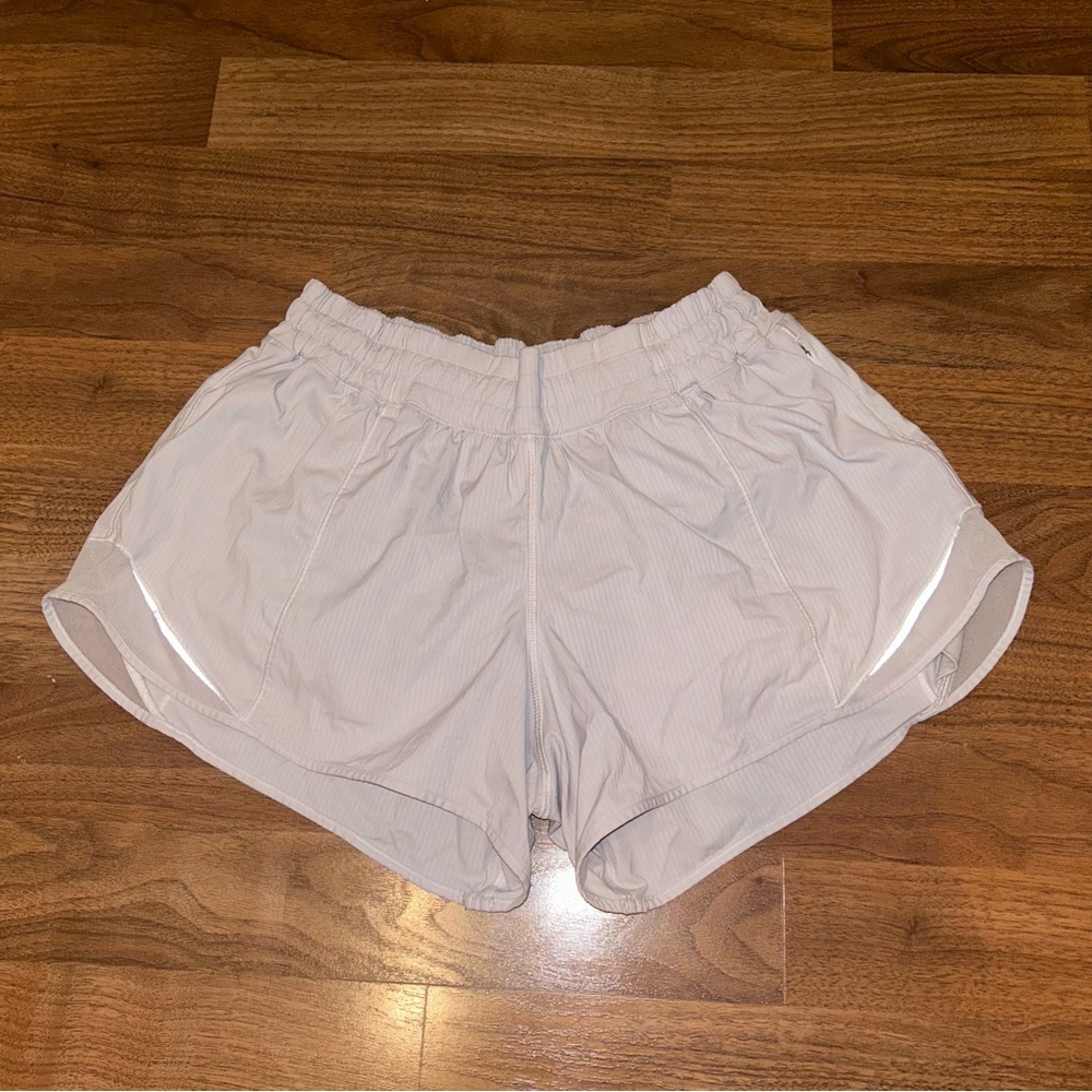 Lululemon Hotty Hot Short